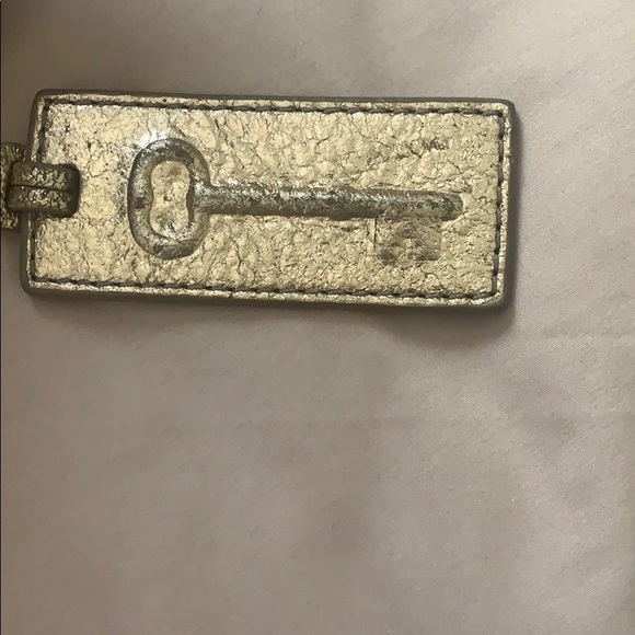 Fossil tote - Picture 3 of 3